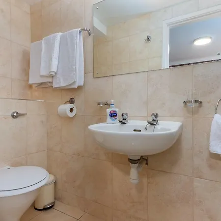 Field House 3* Windermere